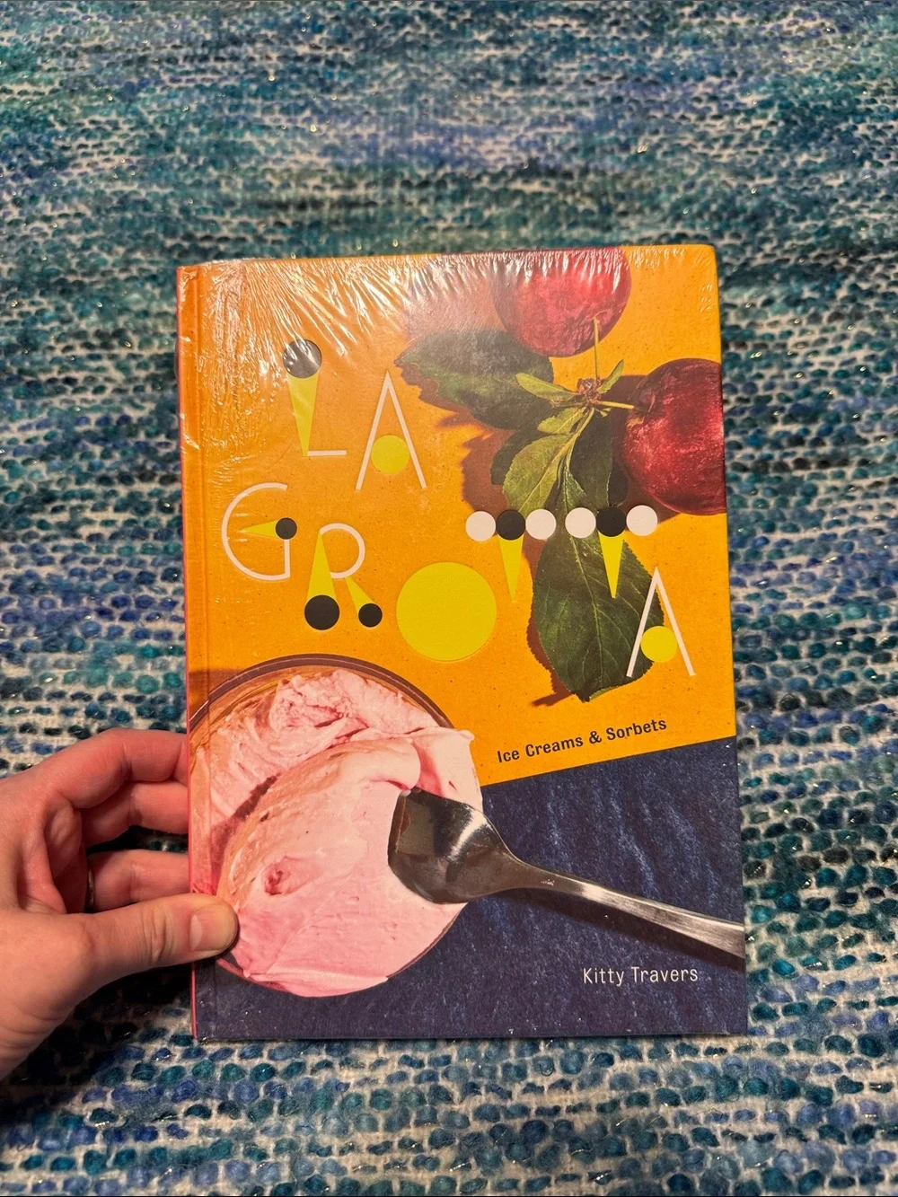 ✨ La Grotta: Ice Creams and Sorbets by Kitty Travers